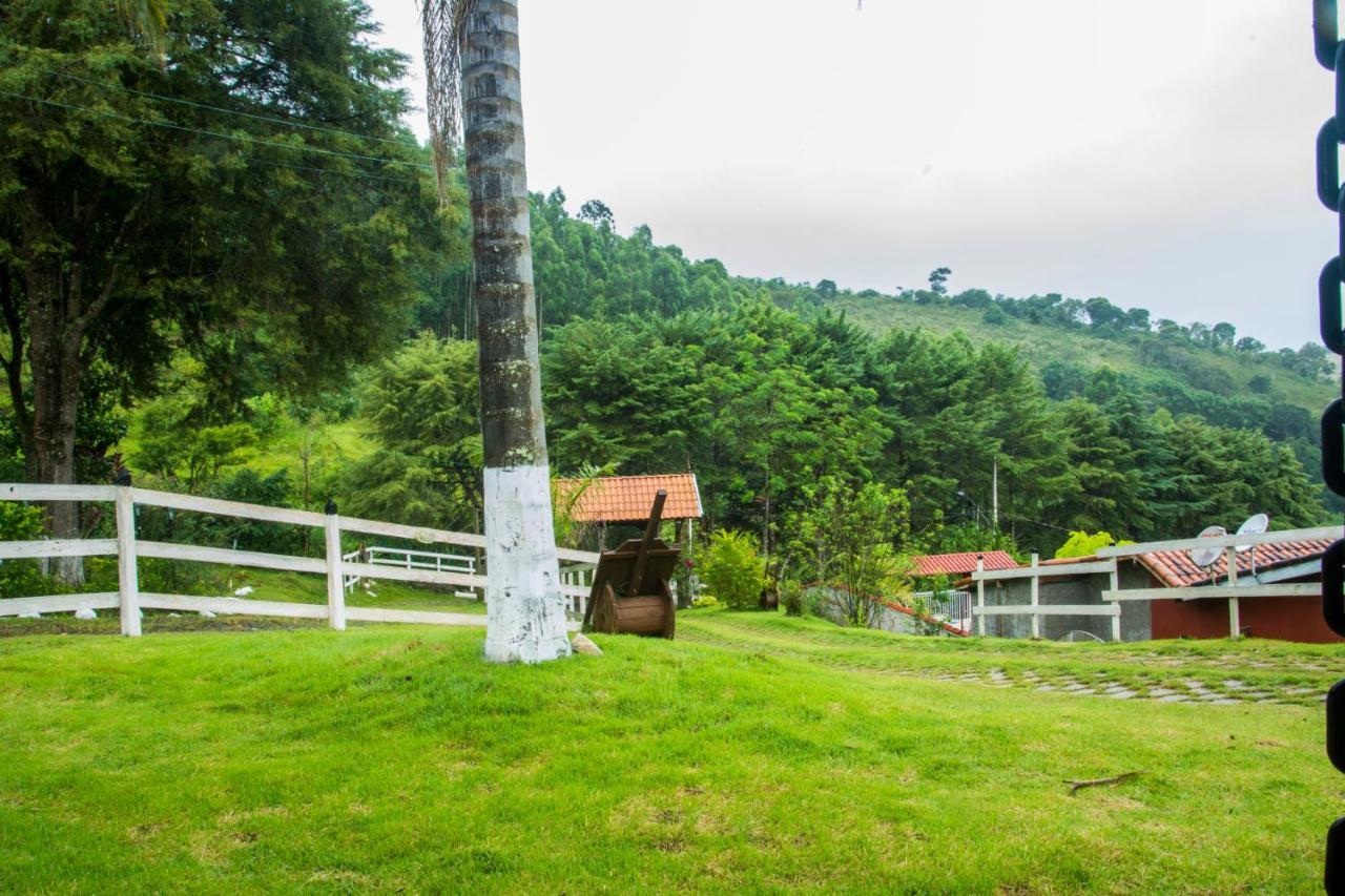 Cantinho Na Roca Villa Santo Antônio do Pinhal Dış mekan fotoğraf